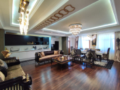 Satılır 3 otaqlı 150 m2 yeni tikili Nizami m.