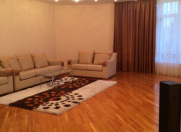 İcarəyə verilir 5 otaqlı 220 m2 yeni tikili Nəsimi r.