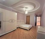 Satılır 4 otaqlı 165 m2 yeni tikili Elmlər Akademiyası m.