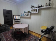 Satılır 3 otaqlı 90 m2 köhnə tikili Hüseyn Cavid parkı