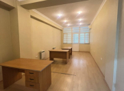 İcarəyə verilir 2 otaqlı 70 m2 ofis Şah İsmayıl Xətai m.