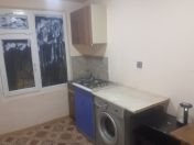 Satılır 1 otaqlı 30 m2 köhnə tikili 28 Mall