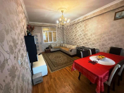 Satılır 2 otaqlı 69 m2 köhnə tikili 8 km