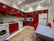 İcarəyə verilir 3 otaqlı 130 m2 yeni tikili Sahil m.