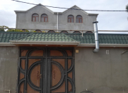 Satılır 8 otaqlı 306 m2 həyət evi Y.Ramana