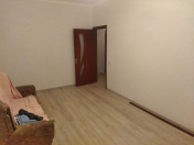 İcarəyə verilir 2 otaqlı 55 m2 köhnə tikili Xətai r.