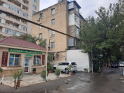 Satılır 3 otaqlı 70 m2 köhnə tikili İnşaatçılar m.