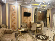 Satılır 4 otaqlı 160 m2 yeni tikili İnşaatçılar m.