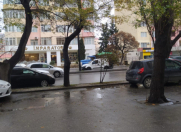 İcarəyə verilir 1 otaqlı 30 m2 ofis İnşaatçılar m.