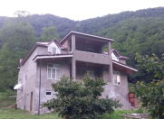 İcarəyə verilir 4 otaqlı 150 m2 villa Qax