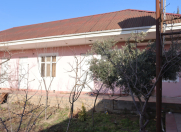 Satılır 4 otaqlı 150 m2 bağ evi Albalı