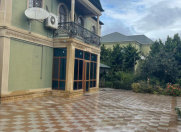 Satılır 6 otaqlı 270 m2 villa Sulutəpə