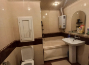 Satılır 2 otaqlı 60 m2 köhnə tikili Köhnə Günəşli