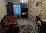 Satılır 4 otaqlı 105 m2 köhnə tikili Əhmədli m.