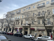 Satılır 4 otaqlı 100 m2 köhnə tikili AF Business House