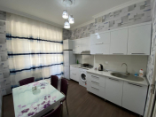 İcarəyə verilir 2 otaqlı 90 m2 yeni tikili 28 May m.