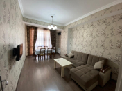 İcarəyə verilir 2 otaqlı 90 m2 yeni tikili Nərimanov r.