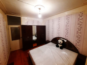 İcarəyə verilir 3 otaqlı 60 m2 köhnə tikili Həzi Aslanov m.