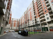 Satılır 3 otaqlı 126 m2 yeni tikili 8 Noyabr m.