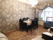 Satılır 3 otaqlı 90 m2 köhnə tikili Əhmədli m.