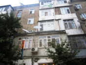 Satılır 3 otaqlı 75 m2 köhnə tikili Montin