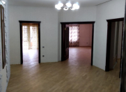 Satılır 5 otaqlı 290 m2 yeni tikili Maliyyə Nazirliyi