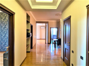 Satılır 4 otaqlı 220 m2 yeni tikili Nizami m.