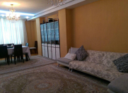 Satılır 3 otaqlı 172 m2 yeni tikili Gənclik m.