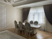 Satılır 3 otaqlı 145 m2 yeni tikili Gənclik m.