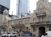 Satılır 3 otaqlı 61 m2 köhnə tikili Port Baku