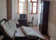 Satılır 2 otaqlı 48 m2 köhnə tikili Ağ şəhər