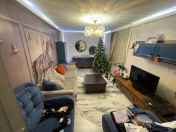 Satılır 3 otaqlı 90 m2 köhnə tikili Elmlər Akademiyası m.