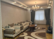 Satılır 3 otaqlı 107 m2 yeni tikili İnşaatçılar m.