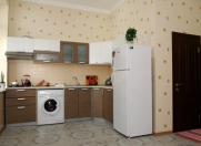 İcarəyə verilir 2 otaqlı 97 m2 köhnə tikili Sahil m.