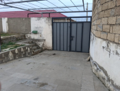 Satılır 3 otaqlı 6 m2 həyət evi Lökbatan