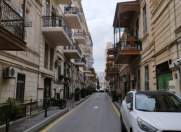 Satılır 3 otaqlı 135 m2 köhnə tikili Sahil m.