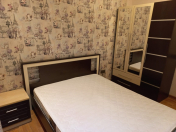 İcarəyə verilir 4 otaqlı 90 m2 yeni tikili Tibb Universiteti