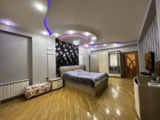 Satılır 3 otaqlı 128 m2 yeni tikili Nəriman Nərimanov m.