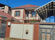 Satılır 5 otaqlı 190 m2 həyət evi Y.Günəşli