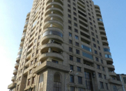 İcarəyə verilir 3 otaqlı 130 m2 yeni tikili 28 May m.