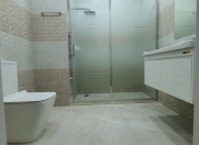 İcarəyə verilir 3 otaqlı 140 m2 yeni tikili Ağ şəhər