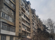 Satılır 3 otaqlı 90 m2 köhnə tikili 9 mkr