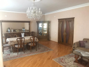 Satılır 4 otaqlı 160 m2 yeni tikili Ayna Sultanova heykəli