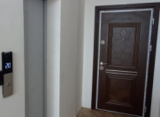 Satılır 6 otaqlı 300 m2 yeni tikili 28 May m.