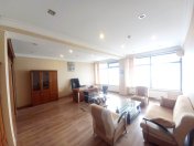 Satılır 4 otaqlı 170 m2 obyekt 28 May m.