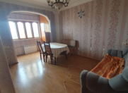 İcarəyə verilir 3 otaqlı 80 m2 köhnə tikili Qara Qarayev m.