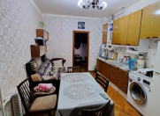 Satılır 5 otaqlı 110 m2 köhnə tikili Əhmədli m.