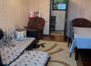 Satılır 2 otaqlı 60 m2 köhnə tikili 8 km