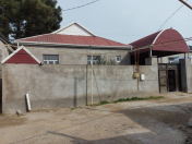Satılır 4 otaqlı 100 m2 həyət evi Binə