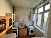 İcarəyə verilir 3 otaqlı 70 m2 köhnə tikili Həzi Aslanov m.